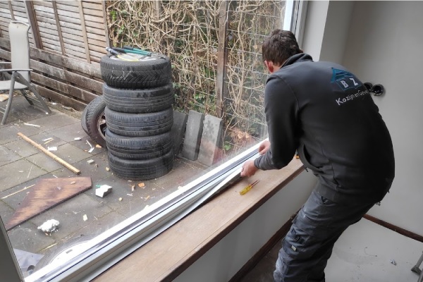 Kunststof kozijnen in Friesland worden handmatig ingemeten en op maat gemaakt.